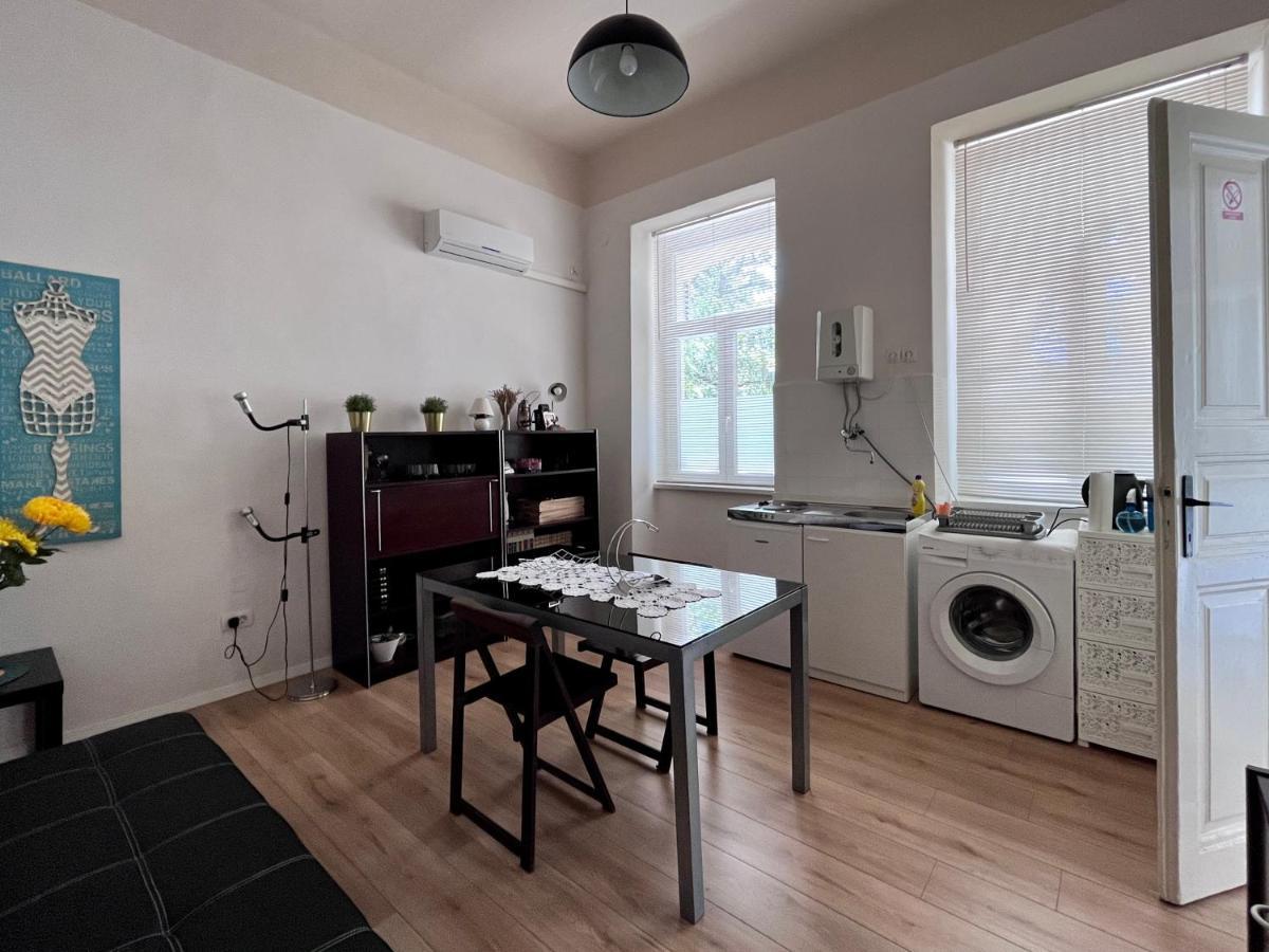 Apartment Platana Rijeka Exterior photo